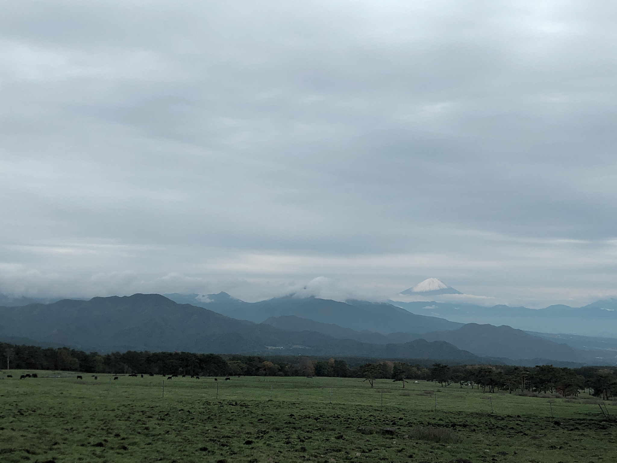 野県の富士見町や山梨県の北杜市、韮崎市からは富士山